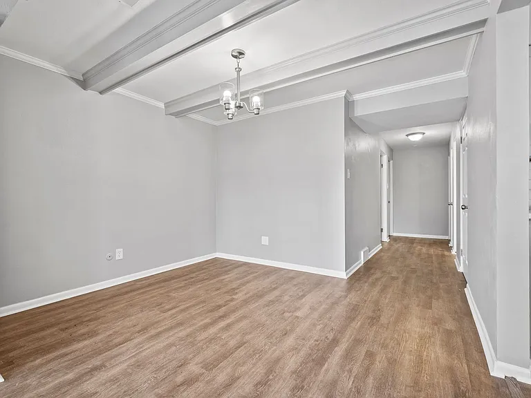 4608 Coleridge Street — Photo 5