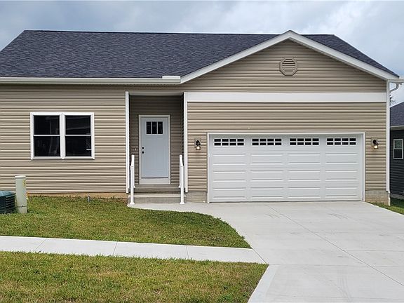 2nd image of 385 Thorn Way