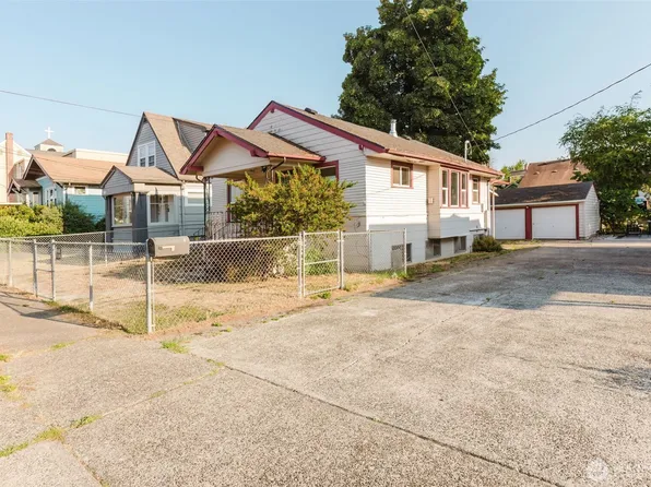 1515 9th Street, Bremerton, WA 98337