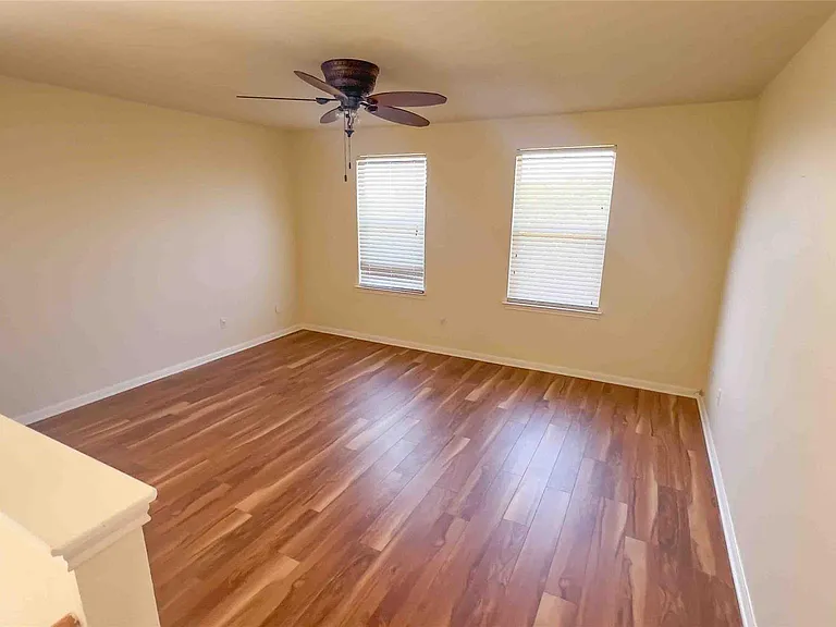 709 Rusk Rd — Photo 10