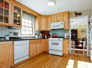 3 Lake Rd, Cortlandt Manor, NY 10567