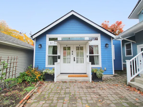 816 NE Imperial Ave, Portland, OR 97232