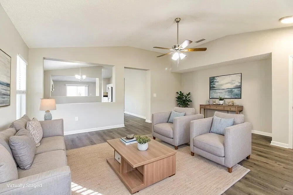 3 bed, 2.0 bath, 1855 sqft, $2,140 — Photo 3
