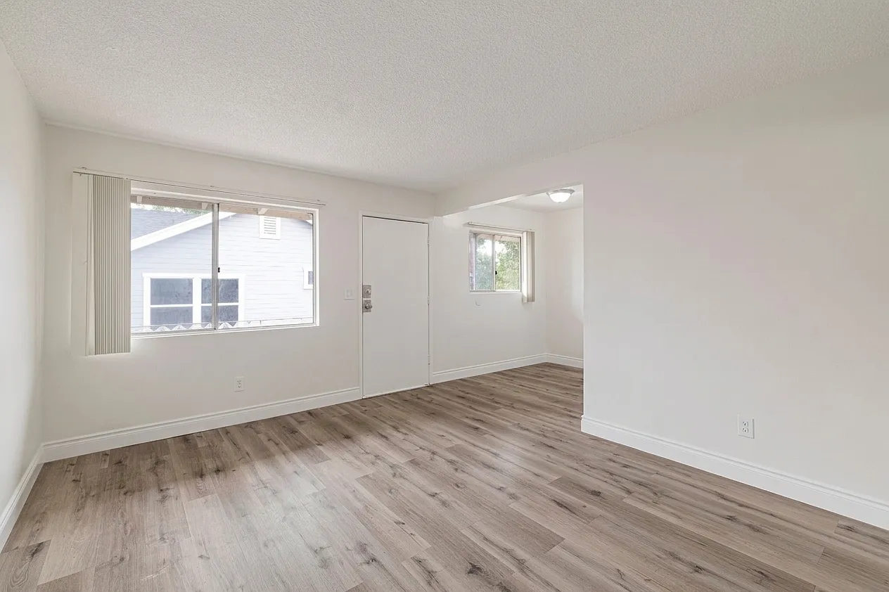 1 bed, 450 sqft, $1,850 — Photo 1