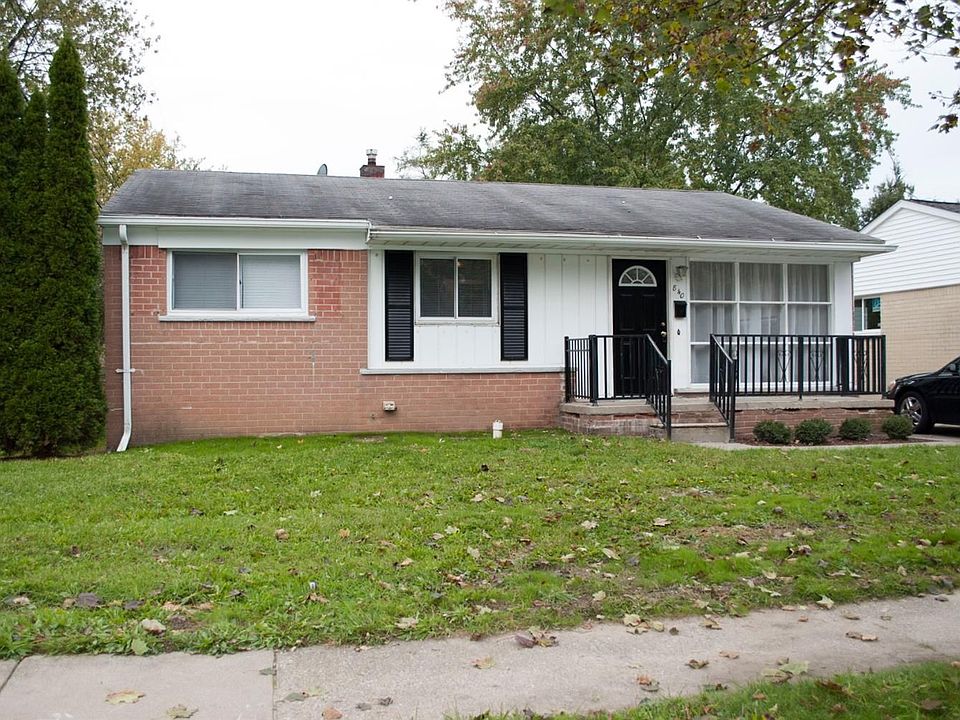 1st image of 840 Calder Ave