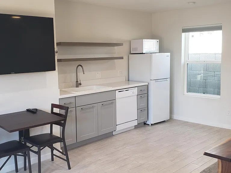 4440 E Campbell Ave — Photo 15