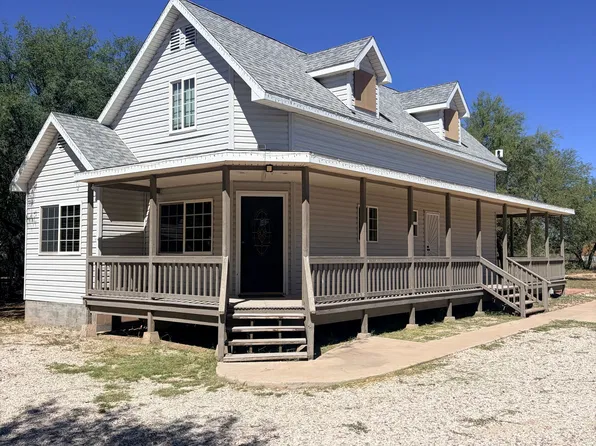 1046 E Butterfield Ln, Benson, AZ 85602