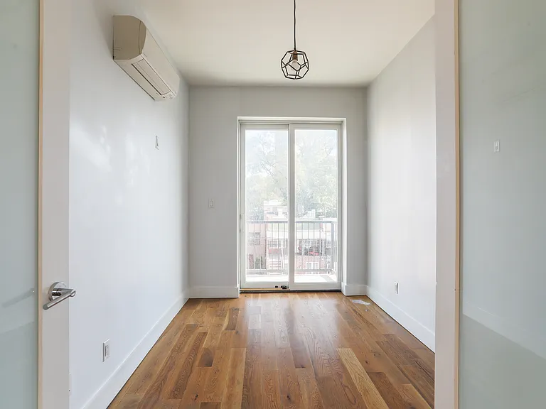 664 Rutland Rd #4F — Photo 5