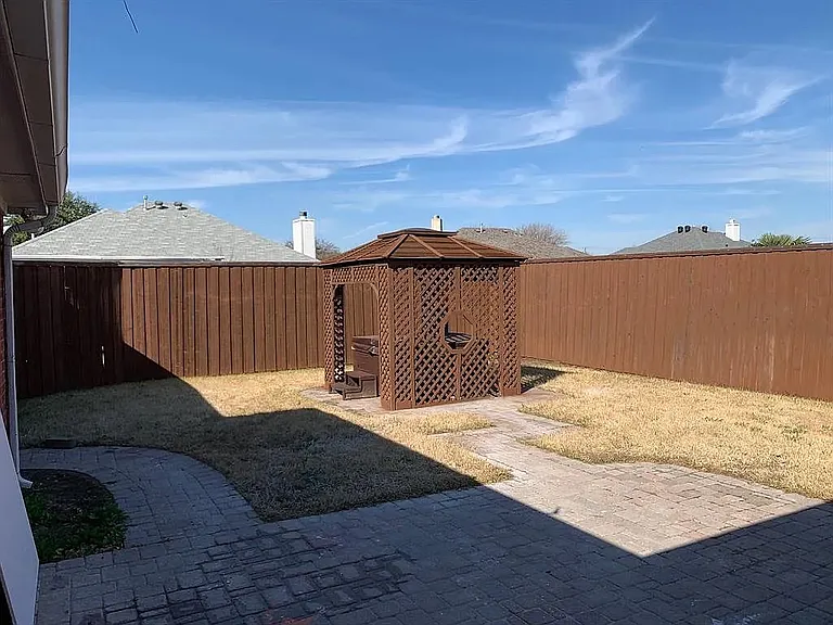 7505 Airline Dr — Photo 19