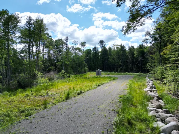 7 Flanders Drive, Lincoln, ME 04457