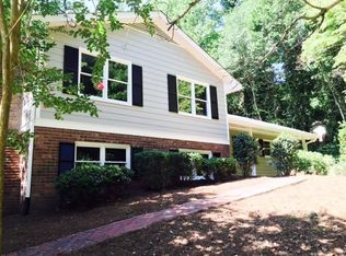 560 Willeo Rd, Roswell, GA 30075