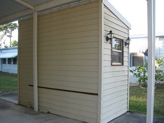 Storage shed