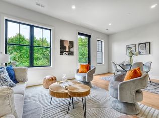 120 Moore St #301, Boston, MA 02128