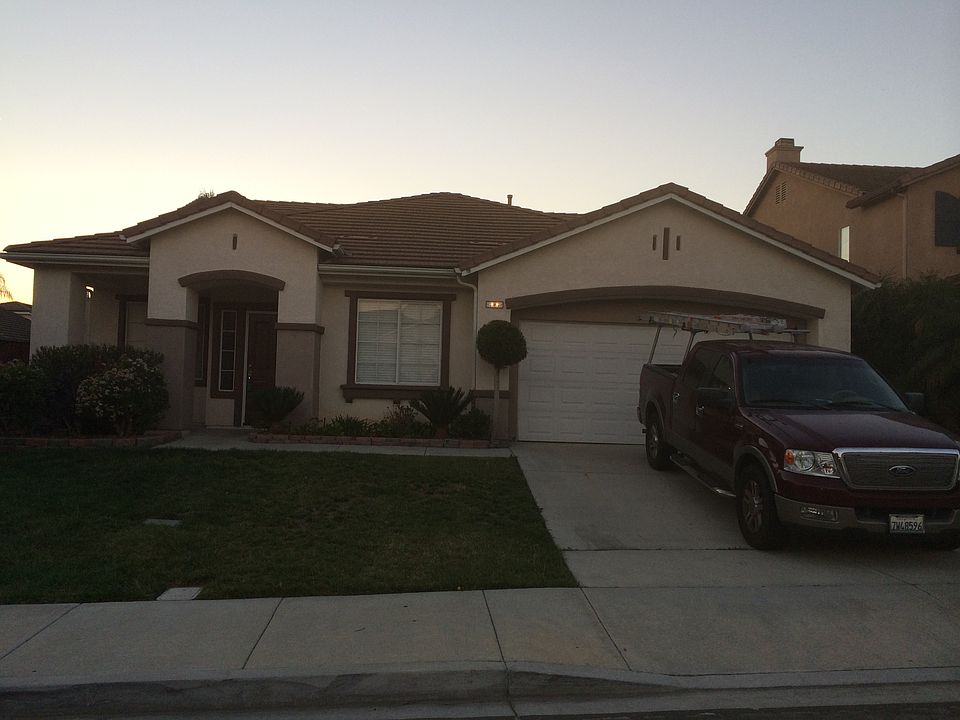 1st image of 757 El Caballo Dr