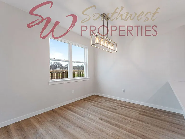 545 Galt Dr — Photo 7
