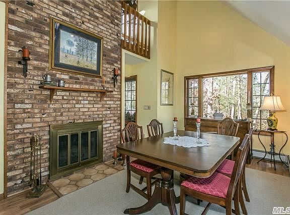 4th image of 14 Tiger Ln