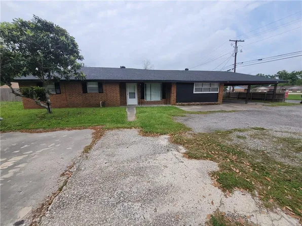 365 Smith St, Hahnville, LA 70057