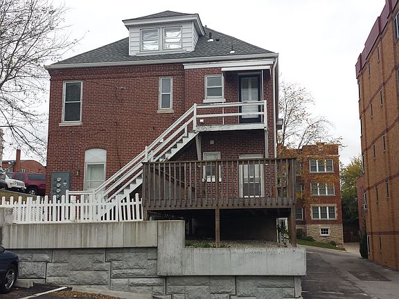 5th image of 318 Washington St APT C