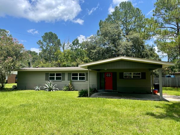 1506 NE 28th Ave