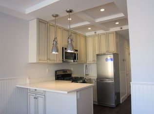 12 Grove St #12GS-4, Boston, MA 02114