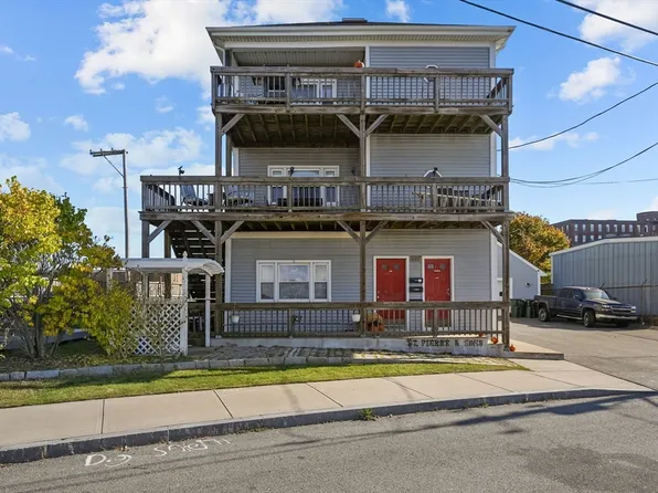 223 Remington Ave, Fall River, MA 02720