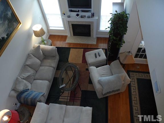 5th image of 856 Saratoga Dr