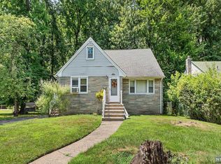 158 Green St, Englewood, NJ 07631