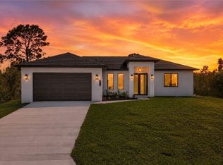 2711 39th St W, Lehigh Acres, FL 33971