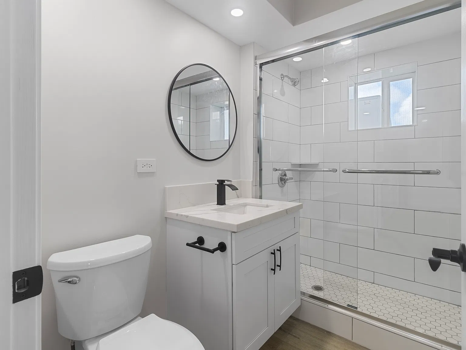 1 bed, 612 sqft, $2,320 — Photo 2