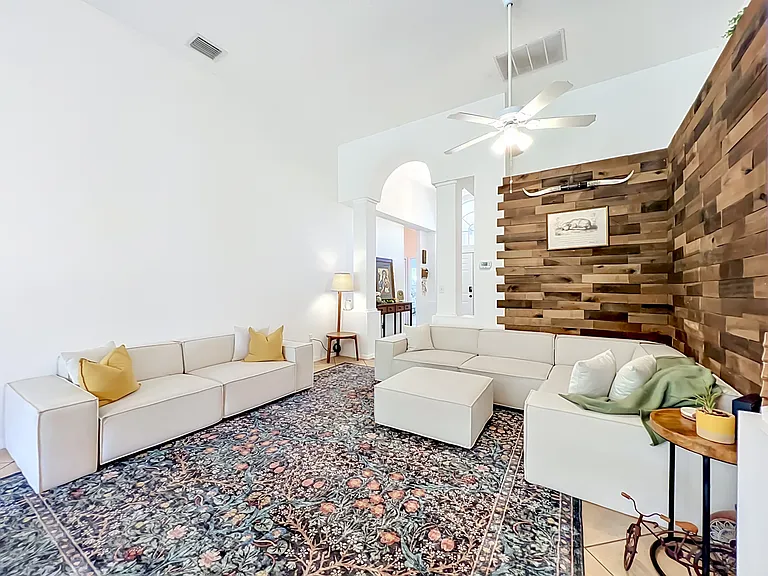 2125 Emerald Green Cir — Photo 18