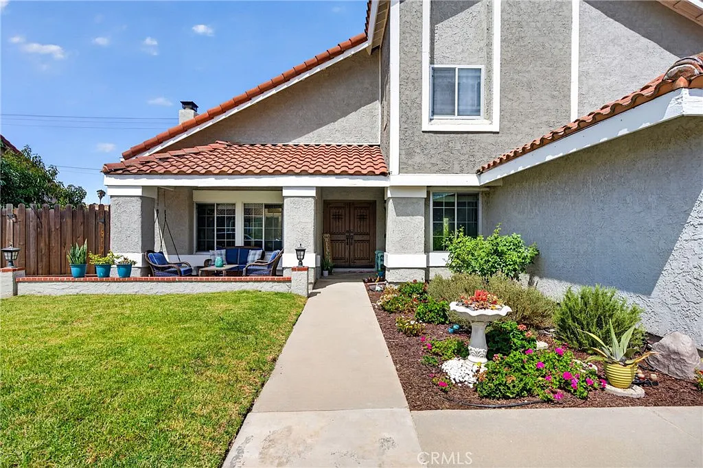 4 bed, 2599 sqft, $5,500 — Photo 4