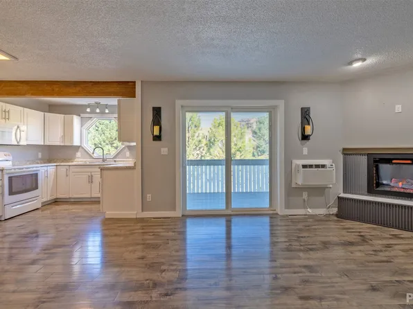 2214 Alpine Dr, Helena, MT 59601