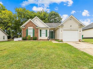14918 Forest Mist Way, Charlotte, NC 28273