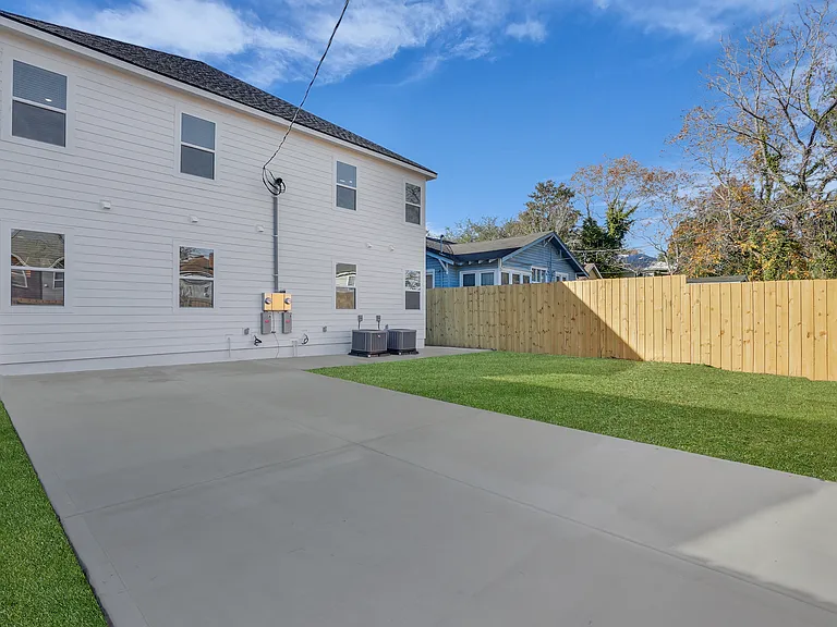 1228 E Anderson St #B — Photo 19