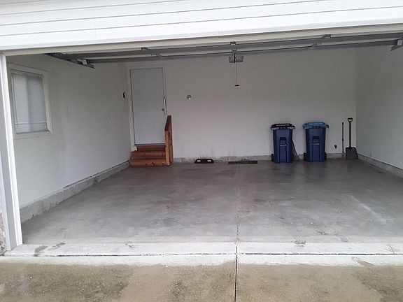 2nd image of 120 Heritage Ave