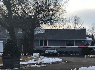 125 Alicia Dr, North Babylon, NY 11703