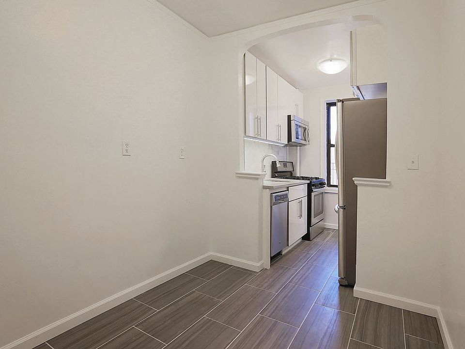 2nd image of 6440 99th St APT 3B