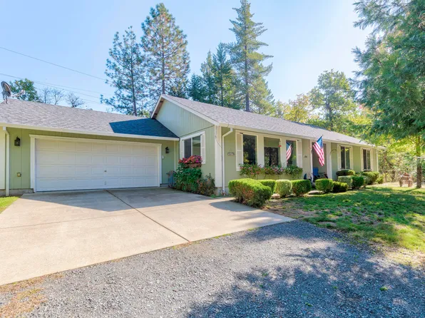 841 N Old Stage Rd, Cave Junction, OR 97523