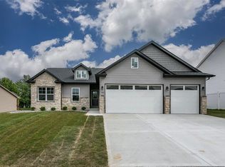 944 Chesapeake Junction Ln, O Fallon, IL 62269