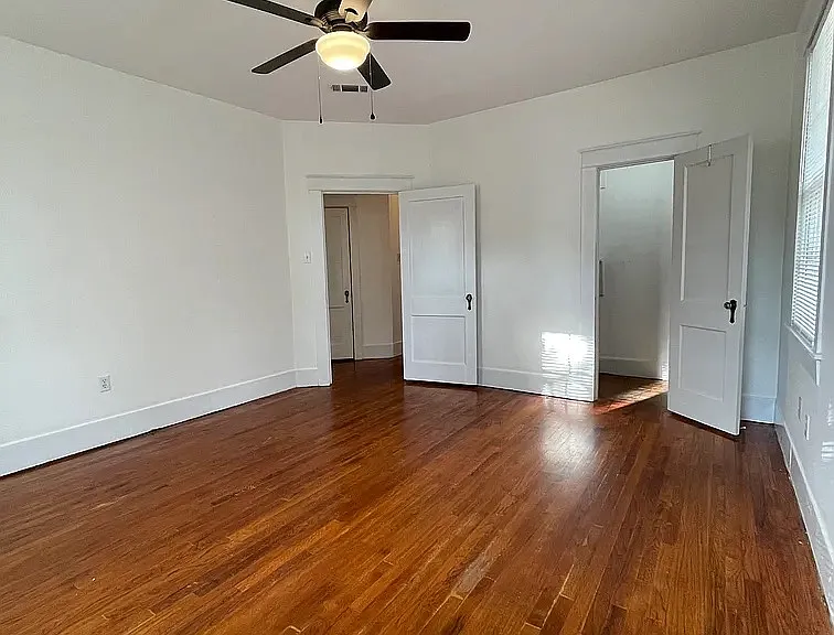 3162 Greenwood Dr — Photo 5