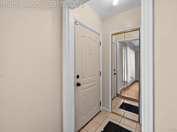 3rd image of 14160 Piedmont St