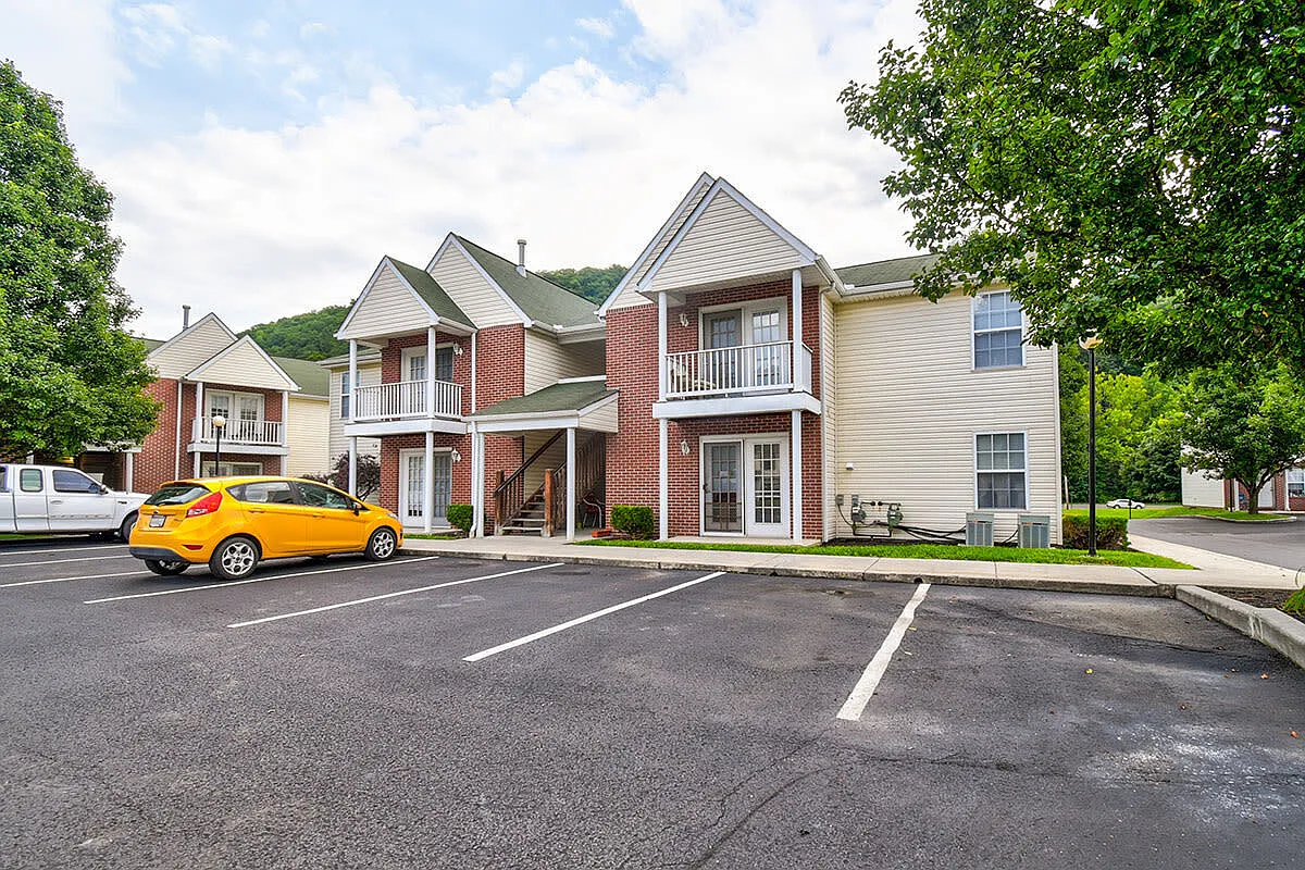 Bayberry Place — Photo 1