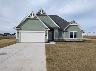 2037 Charters Cir, Nevada, TX 75173