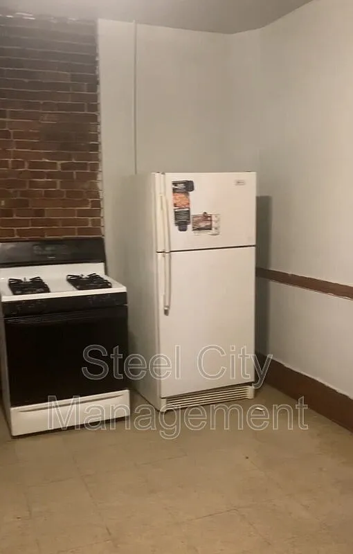 1 bed, 1.0 bath, 1000 sqft, $1,200 — Photo 3