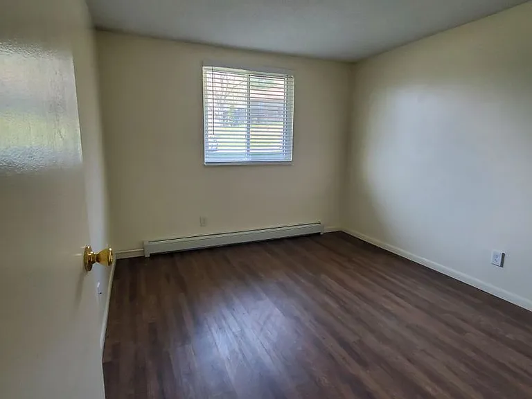 4172 Wyatt Rd — Photo 9