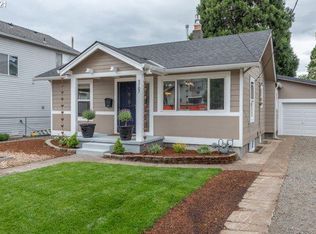 9707 SE Knight St, Portland, OR 97266
