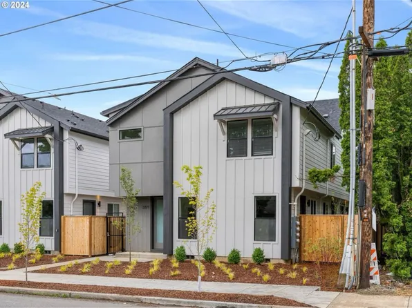 2373 SE 135th Ave #2, Portland, OR 97233