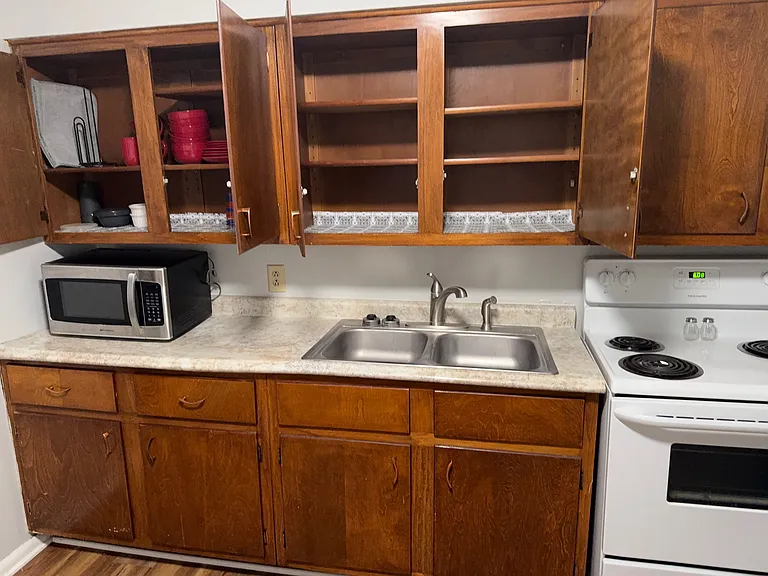 342 N Center St #1/2 — Photo 5