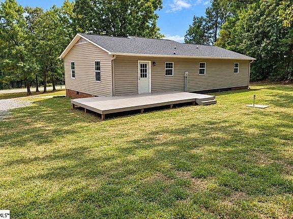 2nd image of 2673 Whitmire Hwy