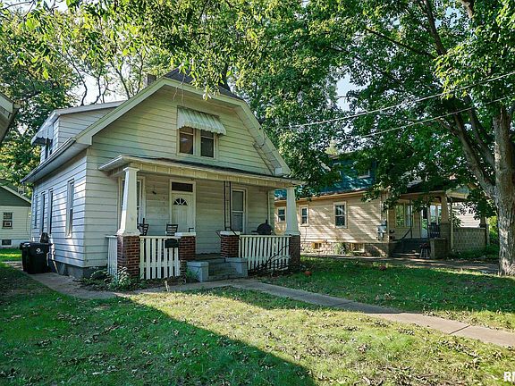3rd image of 1403 N Machin Ave